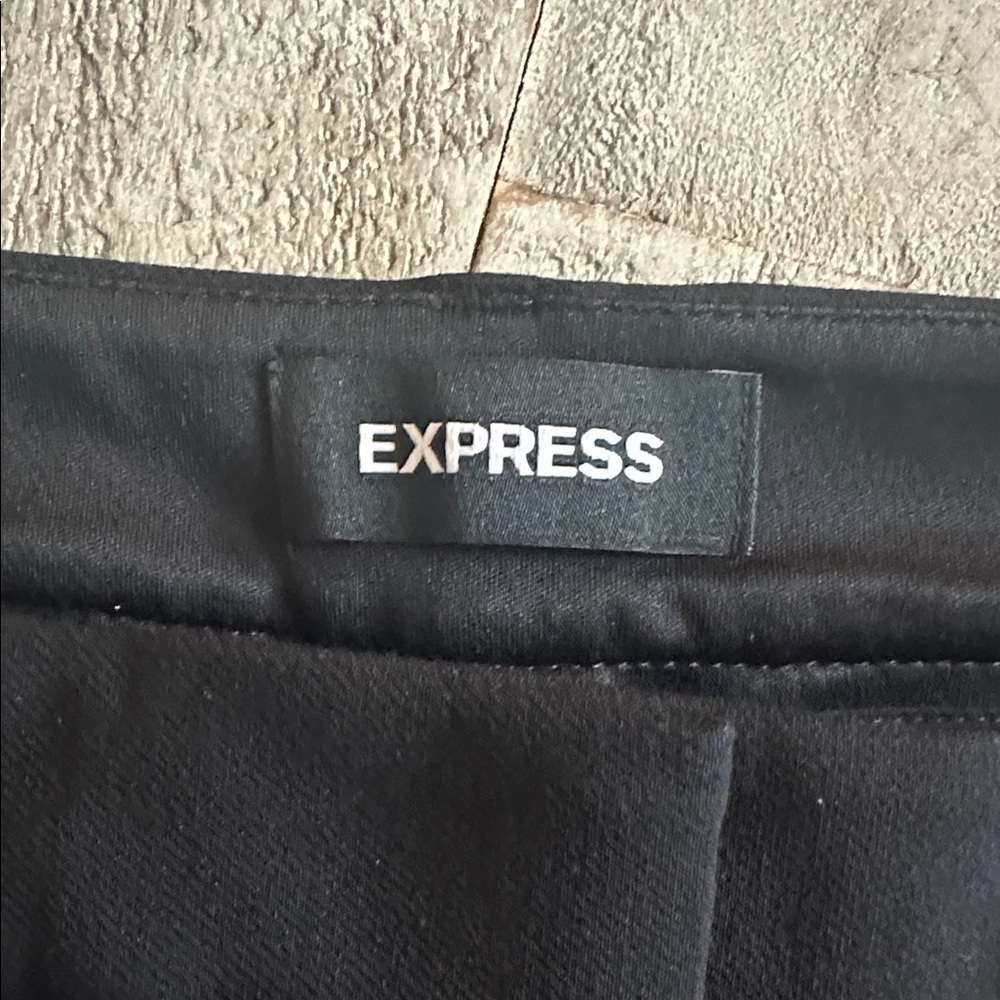Express pants - Picture 4 of 4